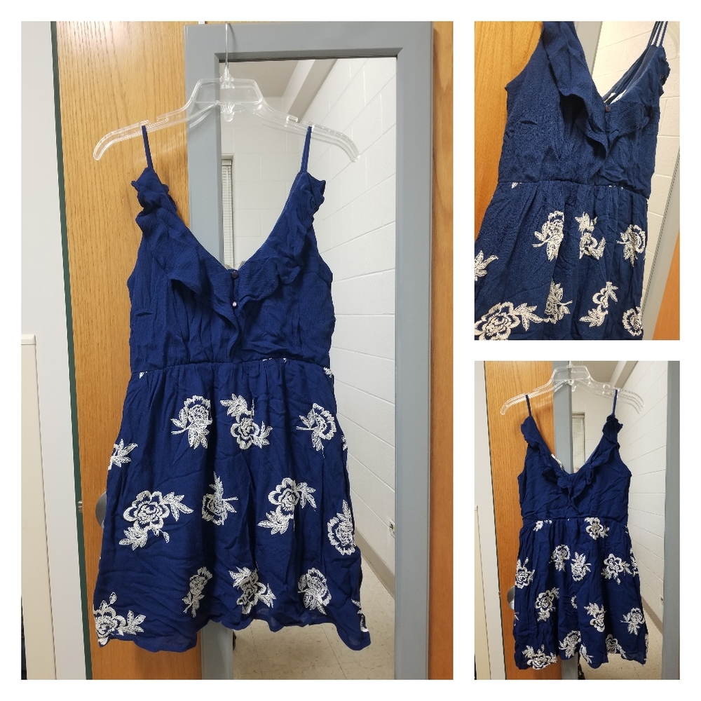 Francesca's Miami Blue & White Floral-Print Dress